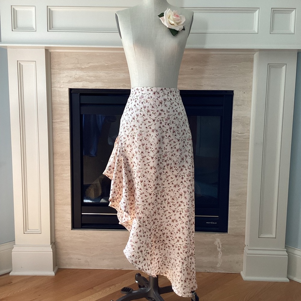 Forever 21 Pink Floral Asymetrical Maxi Skirt Size Large NWT